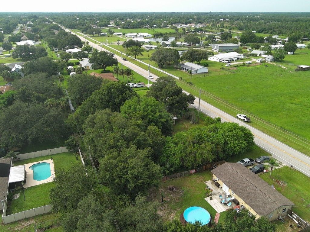 649 Roseland Road, Sebastian, FL 32958 Photo