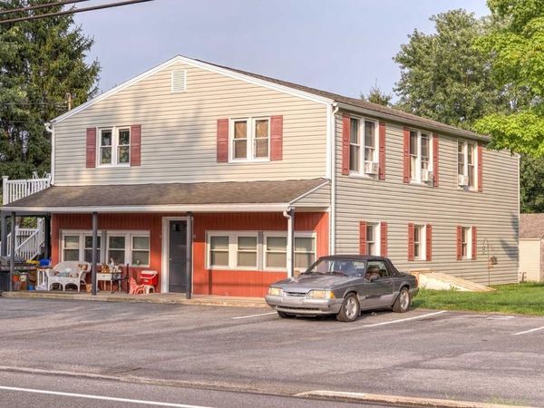 3185 SPRING ROAD, CARLISLE, PA 17013