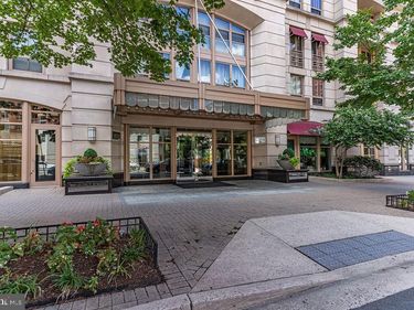 888 N QUINCY STREET, Unit 707, ARLINGTON, VA 22203