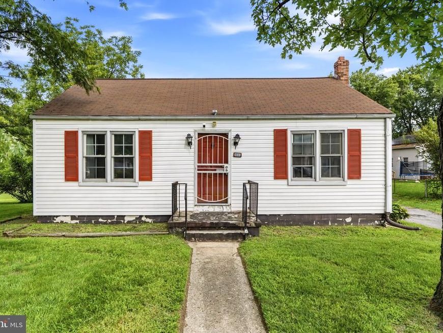 8902 Marquis Lane, Clinton, MD 20735 Main Photo