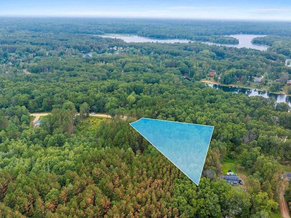 W1813 BROKEN BOW ROAD, Keshena, WI 54135