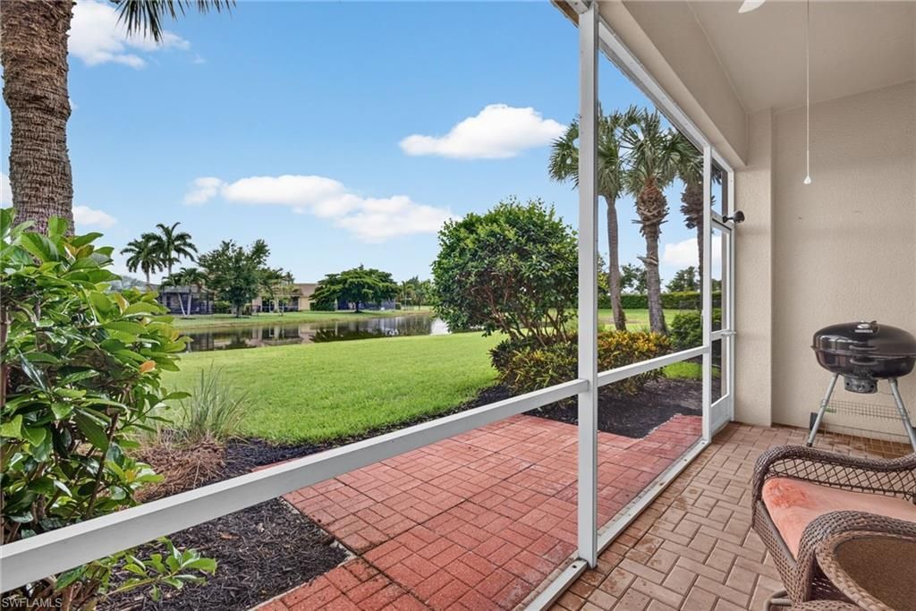 2406 Laurentina Ln, Cape Coral, FL 33909 Photo