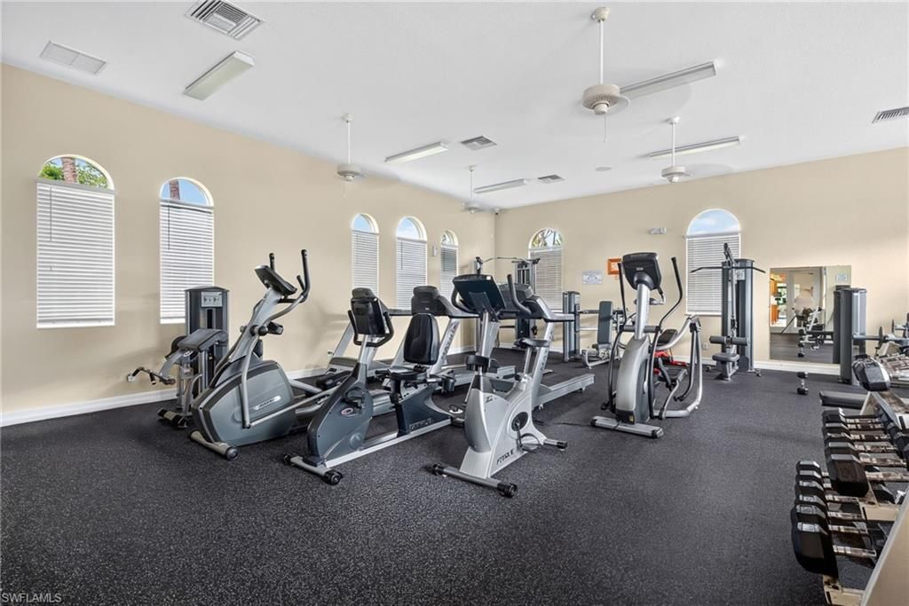 2406 Laurentina Ln, Cape Coral, FL 33909 Photo