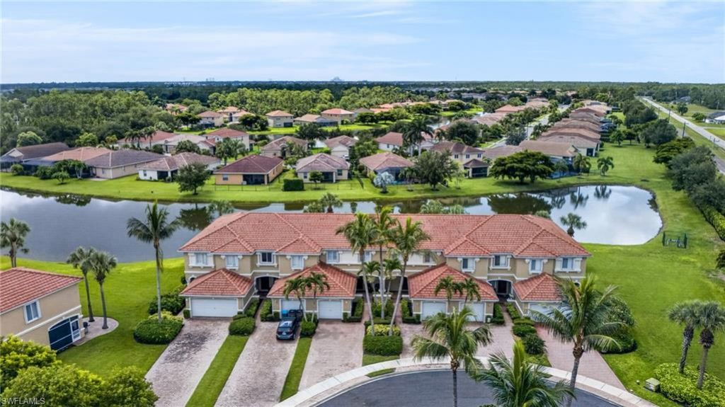 2406 Laurentina Ln, Cape Coral, FL 33909 Photo