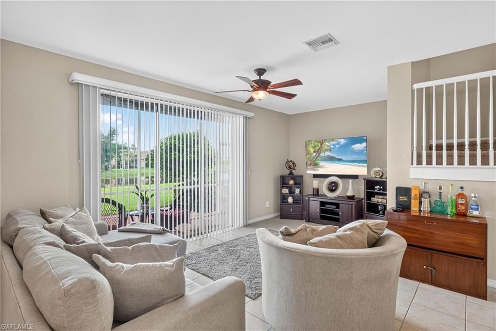 2406 Laurentina Ln, Cape Coral, FL 33909 Photo