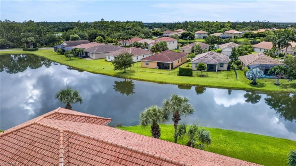 2406 Laurentina Ln, Cape Coral, FL 33909 Photo