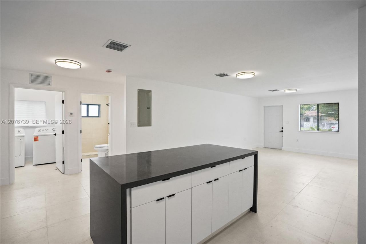 5817 NW 30th Ave, Unit 5817, Miami, FL 33142 Photo