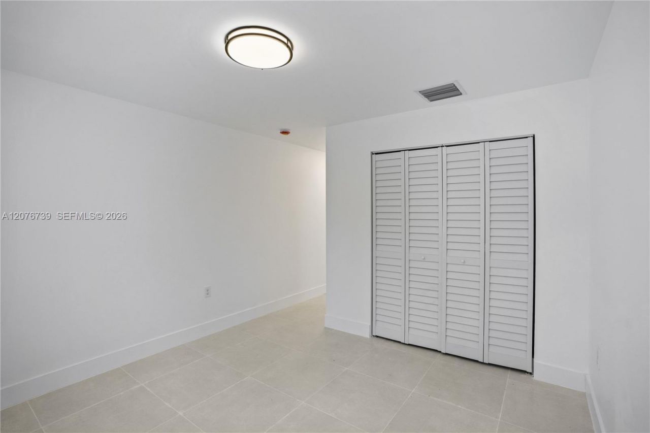 5817 NW 30th Ave, Unit 5817, Miami, FL 33142 Photo