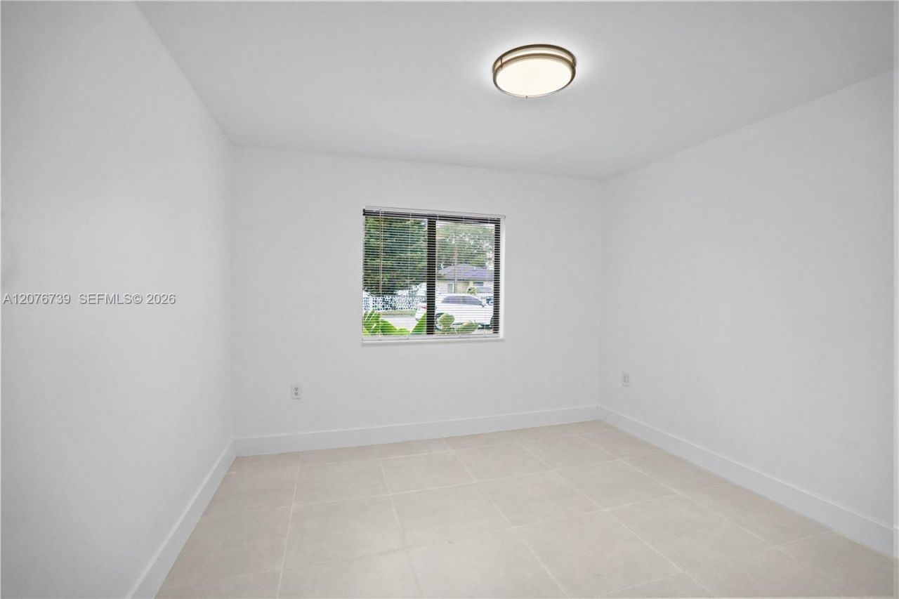 5817 NW 30th Ave, Unit 5817, Miami, FL 33142 Photo