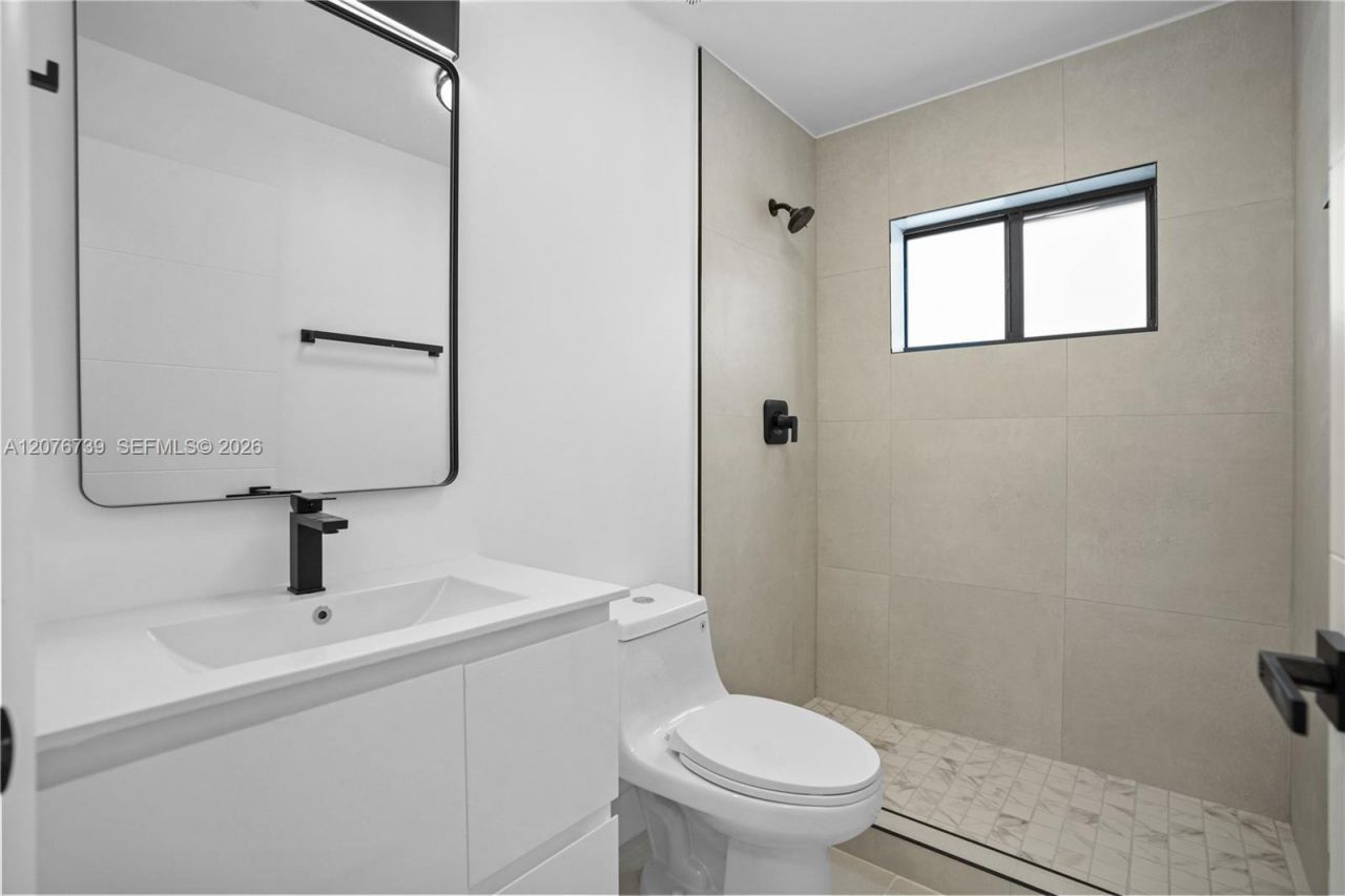 5817 NW 30th Ave, Unit 5817, Miami, FL 33142 Photo