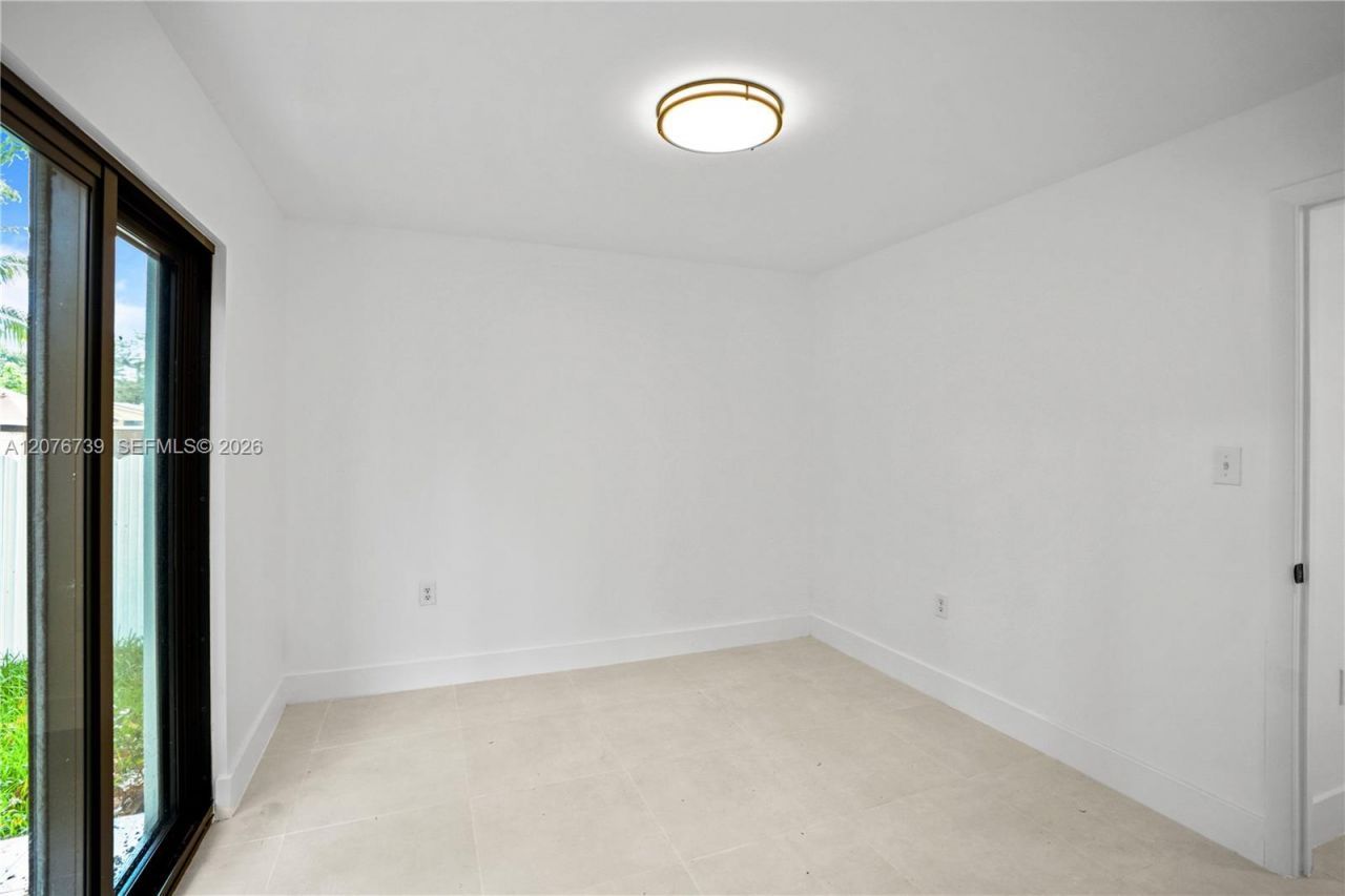 5817 NW 30th Ave, Unit 5817, Miami, FL 33142 Photo