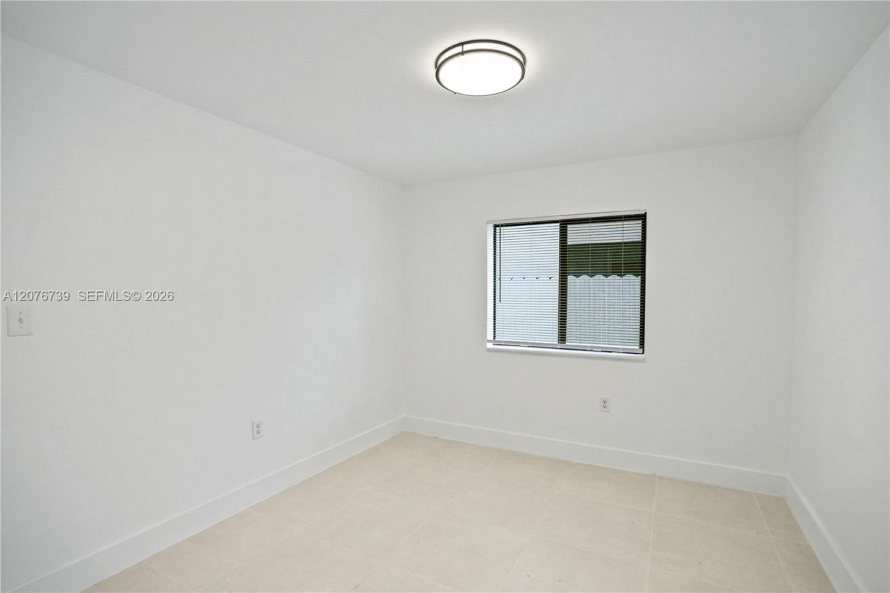 5817 NW 30th Ave, Unit 5817, Miami, FL 33142 Photo