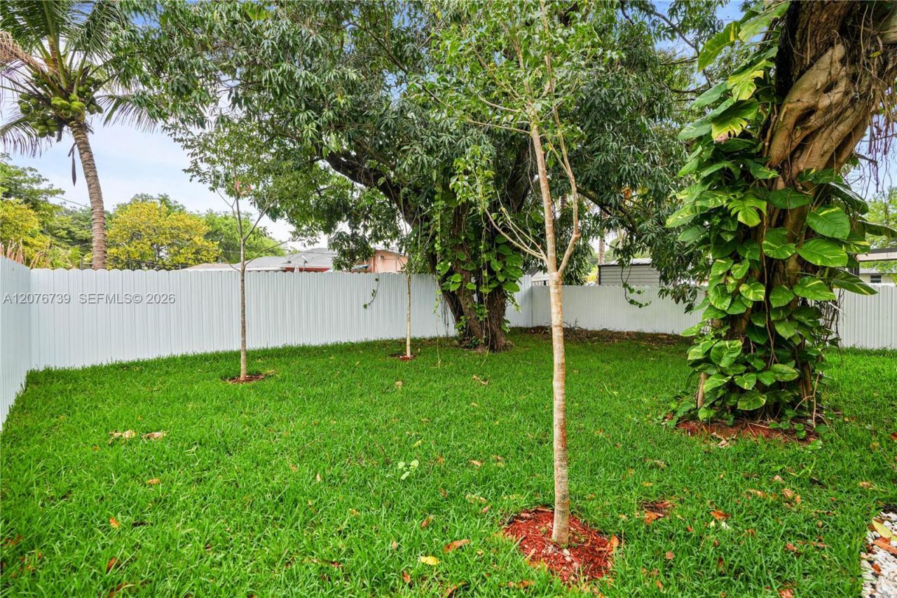 5817 NW 30th Ave, Unit 5817, Miami, FL 33142 Photo