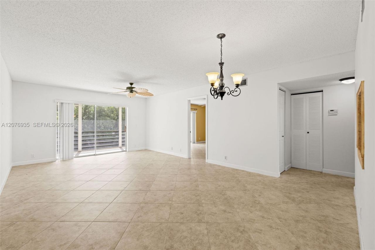 110 Lake Meryl Drive , Unit 216, West Palm Beach, FL 33411 Photo