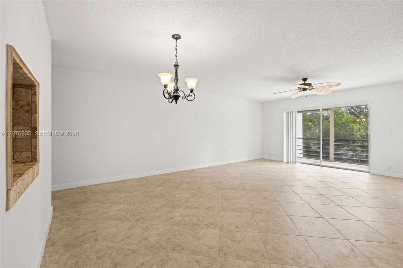 110 Lake Meryl Drive , Unit 216, West Palm Beach, FL 33411 Photo