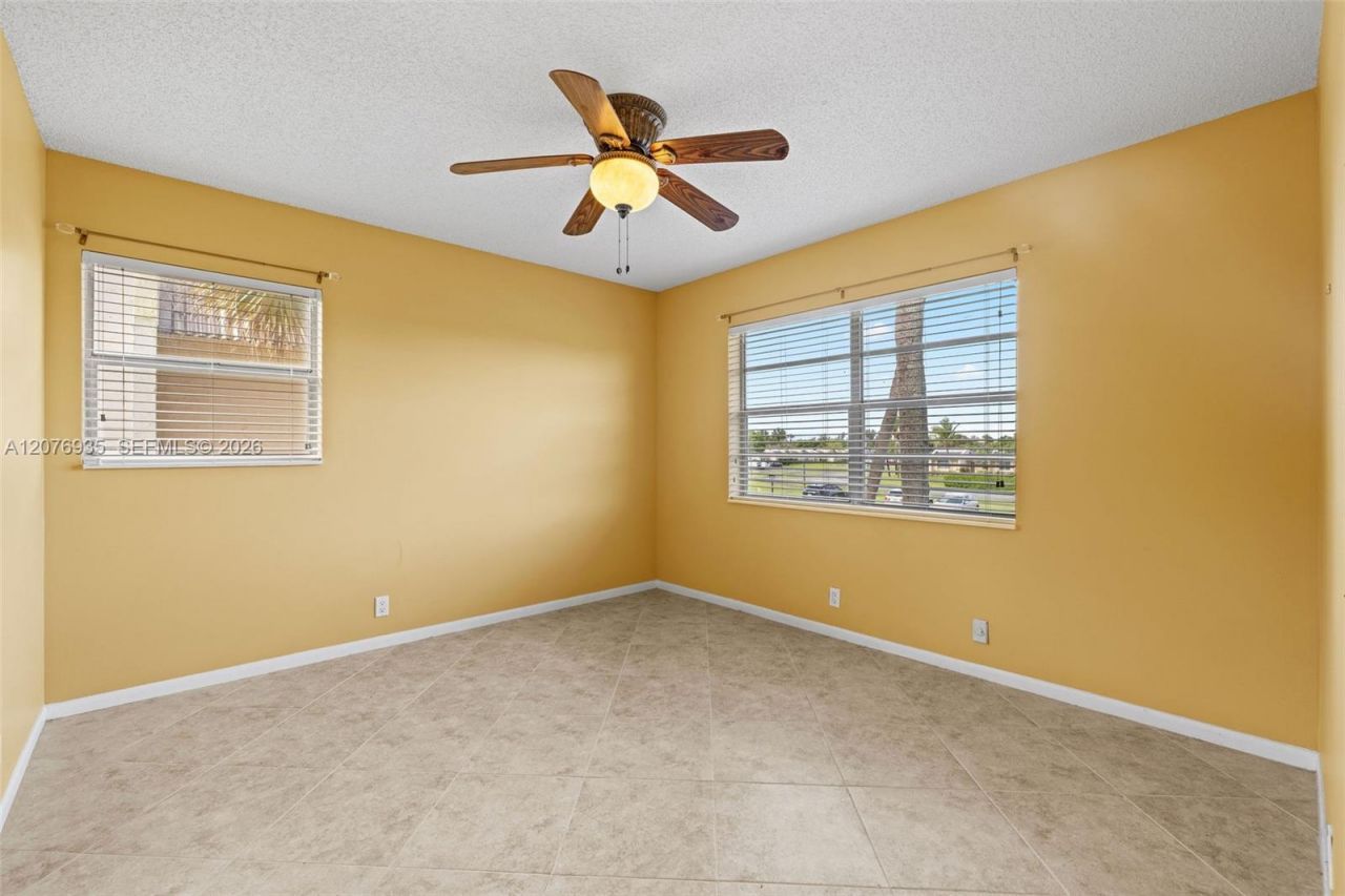 110 Lake Meryl Drive , Unit 216, West Palm Beach, FL 33411 Photo