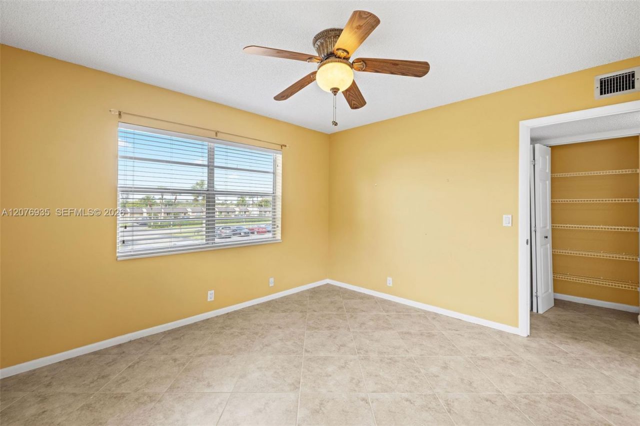 110 Lake Meryl Drive , Unit 216, West Palm Beach, FL 33411 Photo