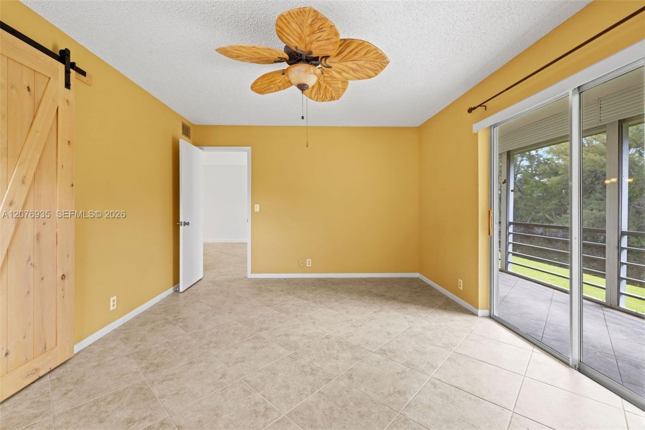 110 Lake Meryl Drive , Unit 216, West Palm Beach, FL 33411 Photo