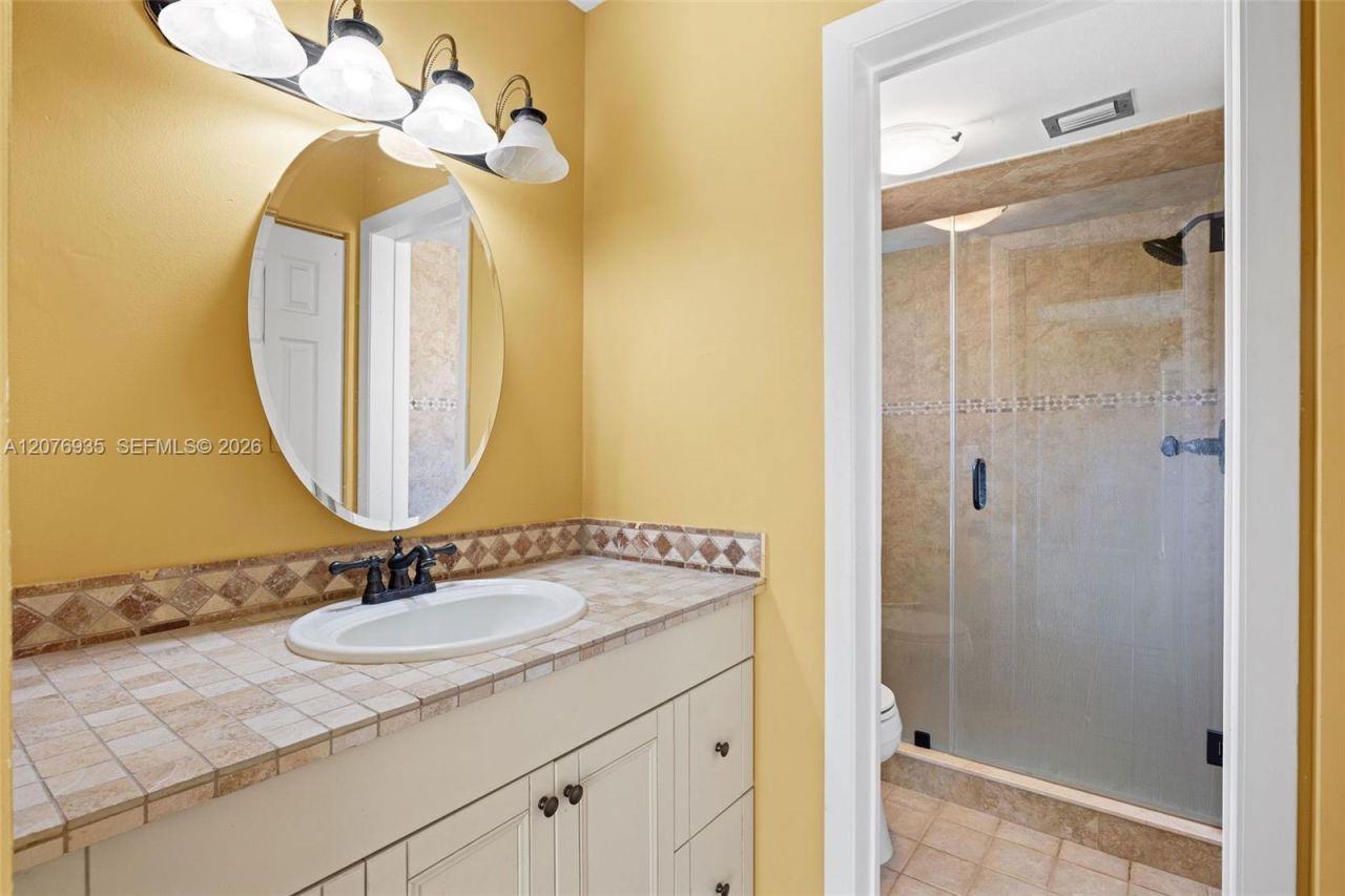 110 Lake Meryl Drive , Unit 216, West Palm Beach, FL 33411 Photo