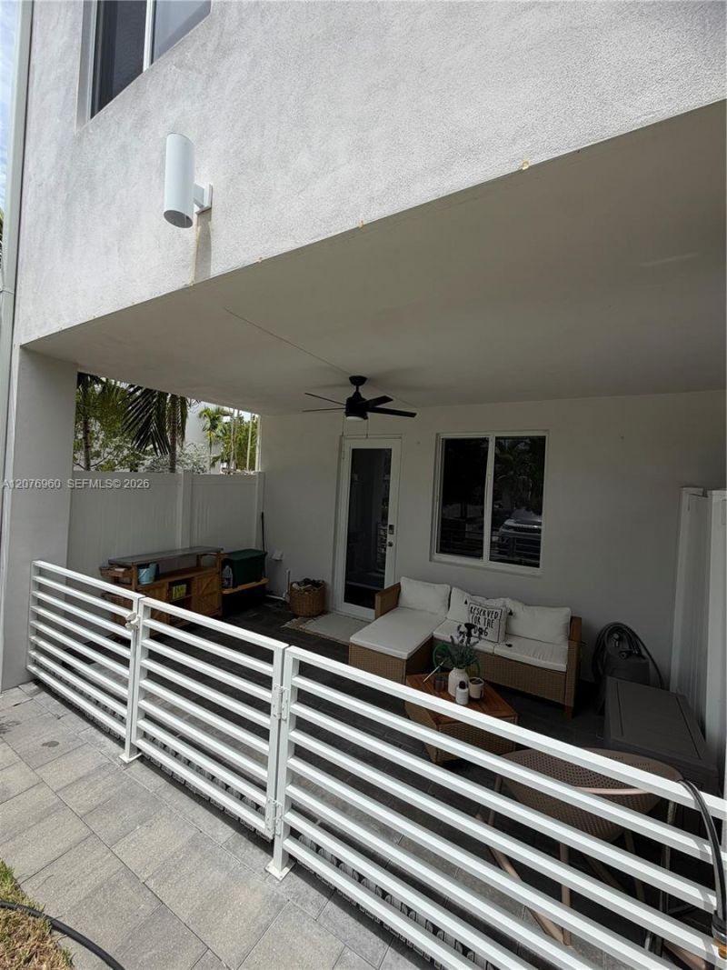 10300 NW 66th St, Doral, FL 33178 Photo