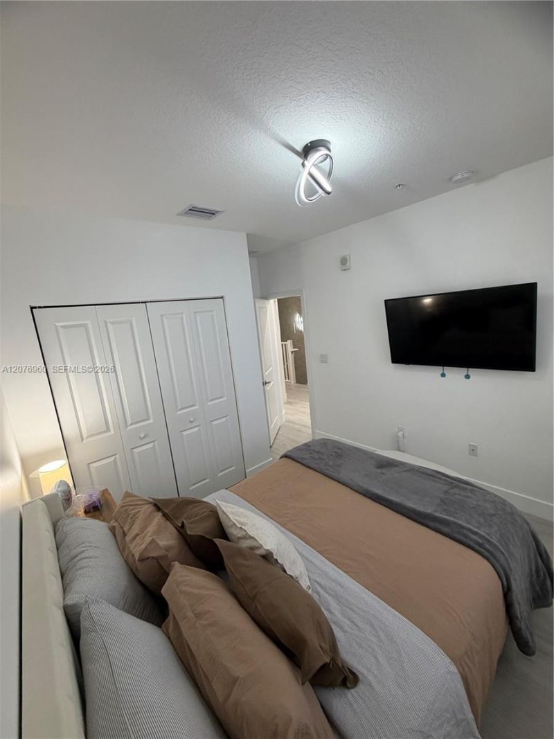 10300 NW 66th St, Doral, FL 33178 Photo