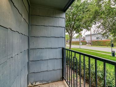 2722 Throckmorton Street, Unit 102, Dallas, TX 75219
