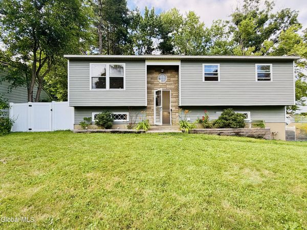 3335 Ralph Street, Schenectady, NY 12304