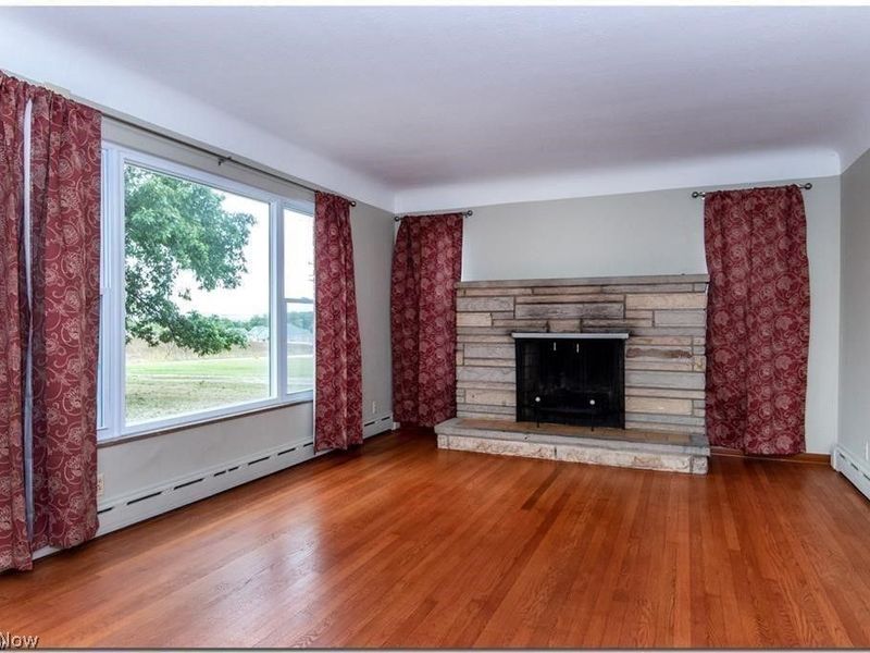 7812 Snowville Road, Brecksville, OH 44141 Photo 2