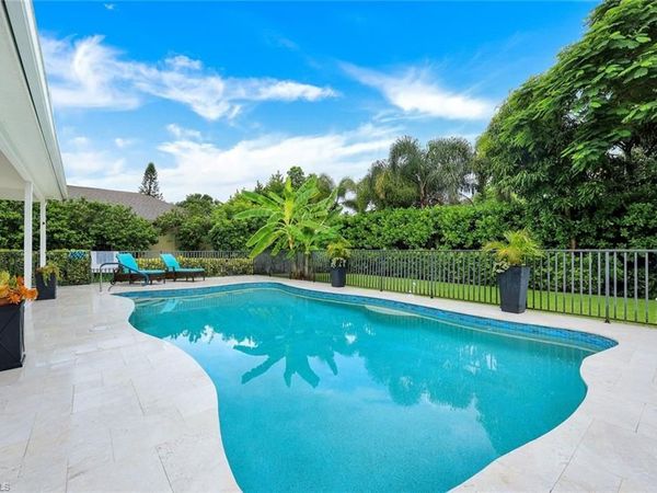 335 Lambton LN , NAPLES, FL 34104