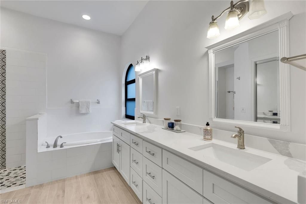 335 Lambton Ln , Naples, FL 34104 Photo