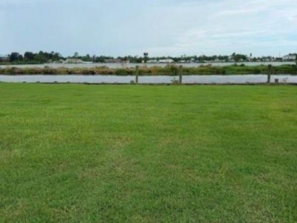 RACHEL Lane, Des Allemands, LA 70030
