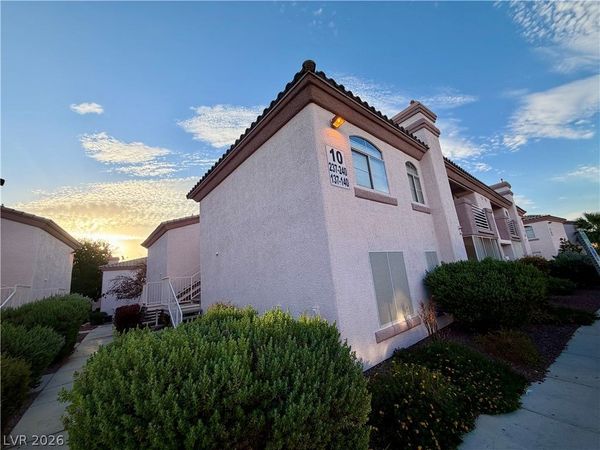 4555 E Sahara Avenue , Unit 240, Las Vegas, NV 89104