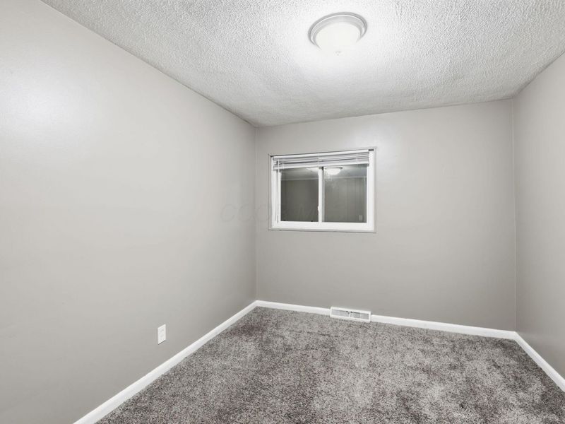 3599 Astor Avenue , Columbus, OH 43227 Photo 23