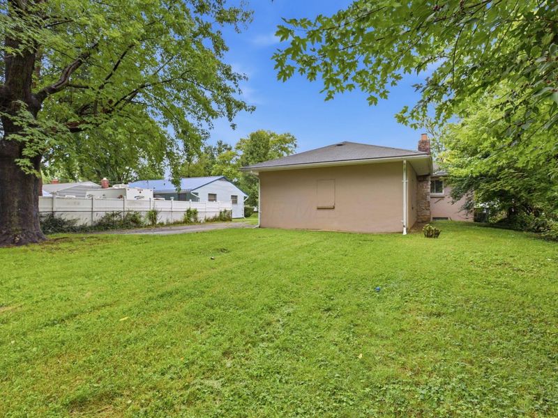 3599 Astor Avenue , Columbus, OH 43227 Photo 55