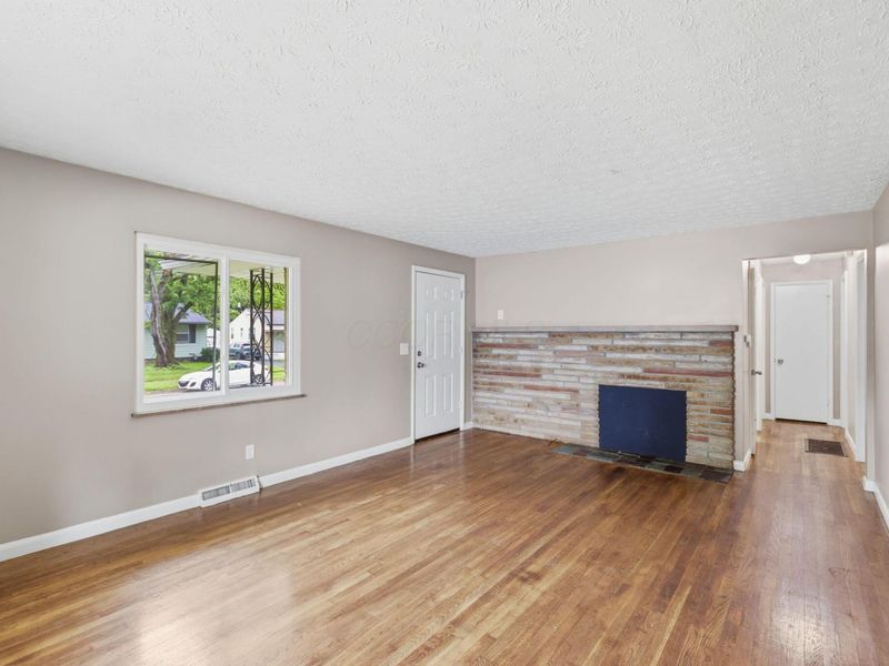 3599 Astor Avenue , Columbus, OH 43227 Photo 8