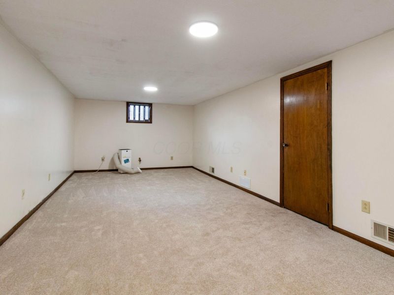 2128 Stowbridge Road, Dublin, OH 43016 Photo 45