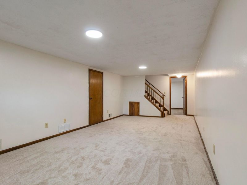 2128 Stowbridge Road, Dublin, OH 43016 Photo 47