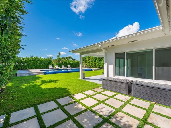 740 S Shore Dr , Miami Beach, FL 33141