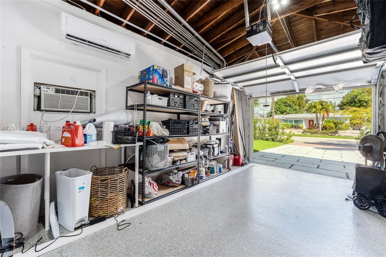 740 S Shore Dr , Miami Beach, FL 33141 Photo