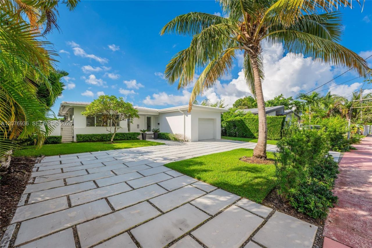 740 S Shore Dr , Miami Beach, FL 33141 Photo