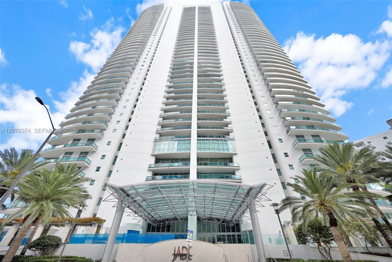 1331 Brickell Bay Dr, Unit 3607, Miami, FL 33131 Photo