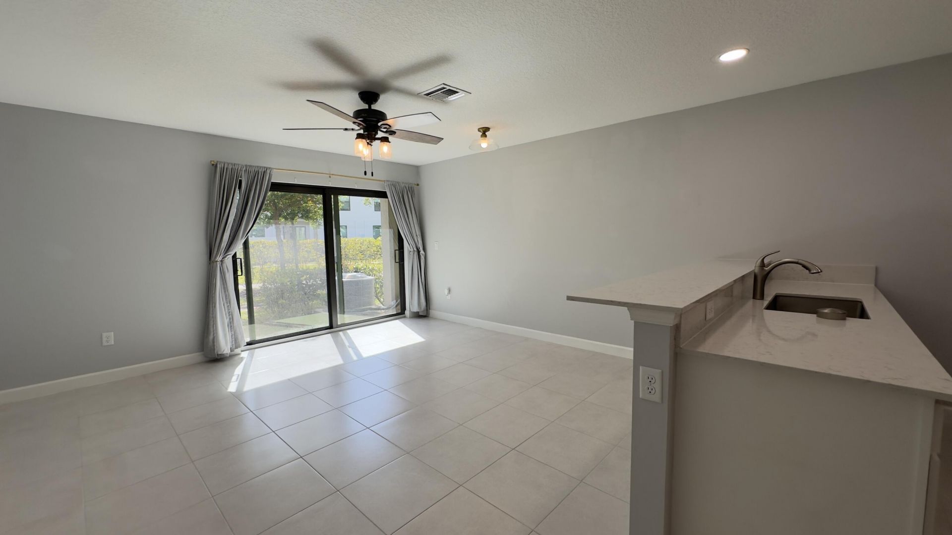 4230 Napoli Lake Drive, Riviera Beach, FL 33410 Photo