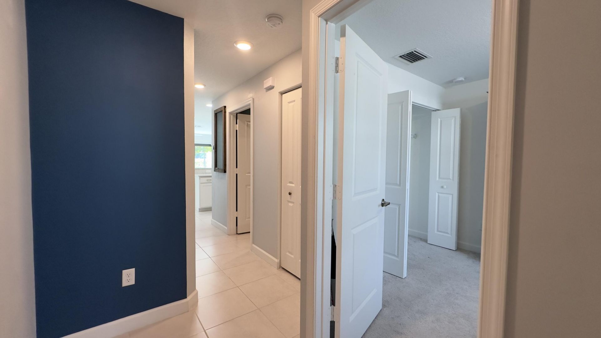 4230 Napoli Lake Drive, Riviera Beach, FL 33410 Photo