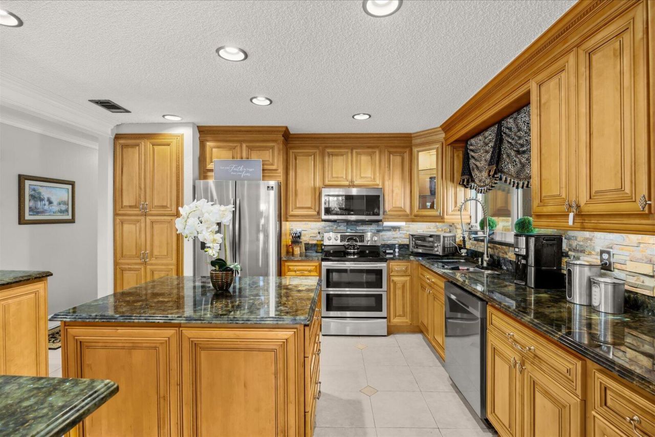 1819 SE Elrose Street, Port Saint Lucie, FL 34952 Photo