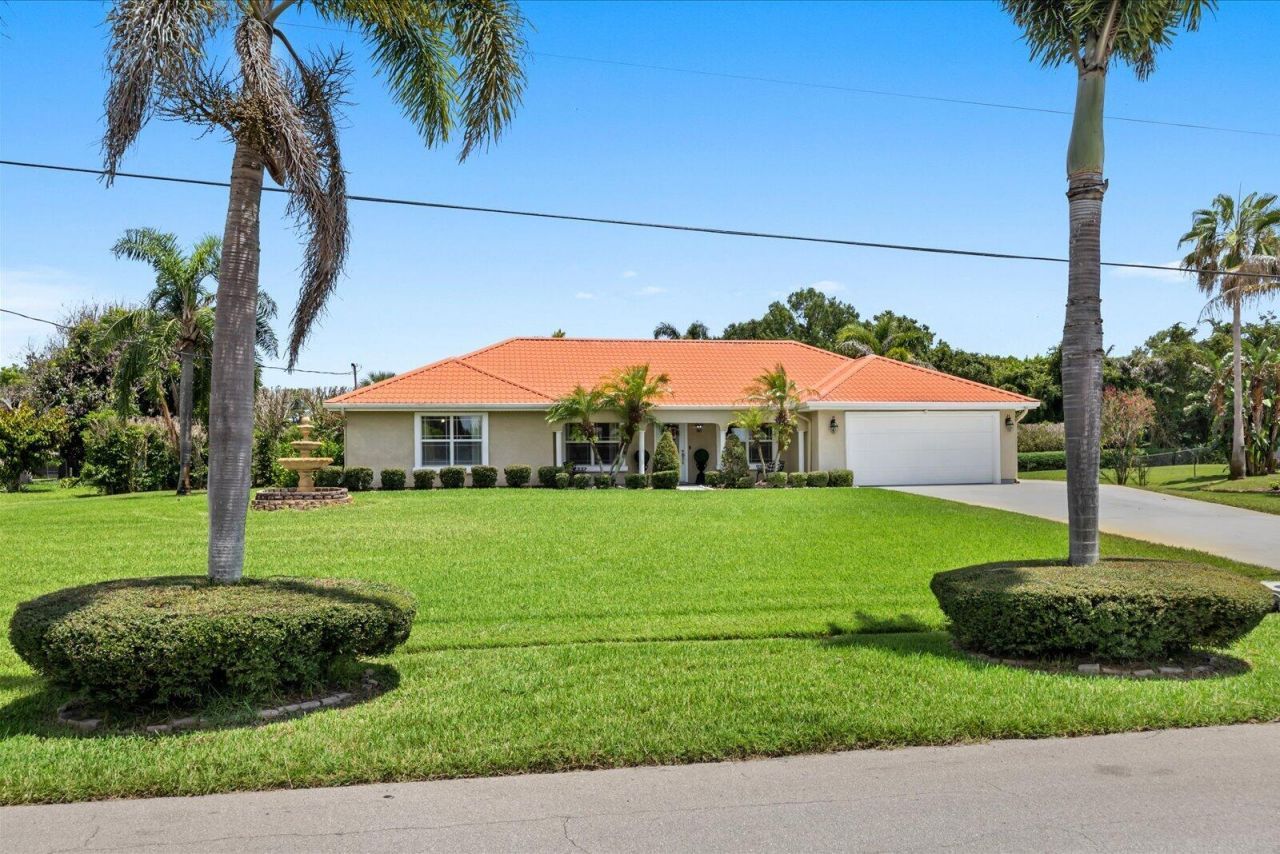 1819 SE Elrose Street, Port Saint Lucie, FL 34952 Photo