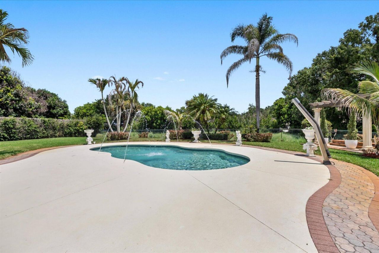 1819 SE Elrose Street, Port Saint Lucie, FL 34952 Photo