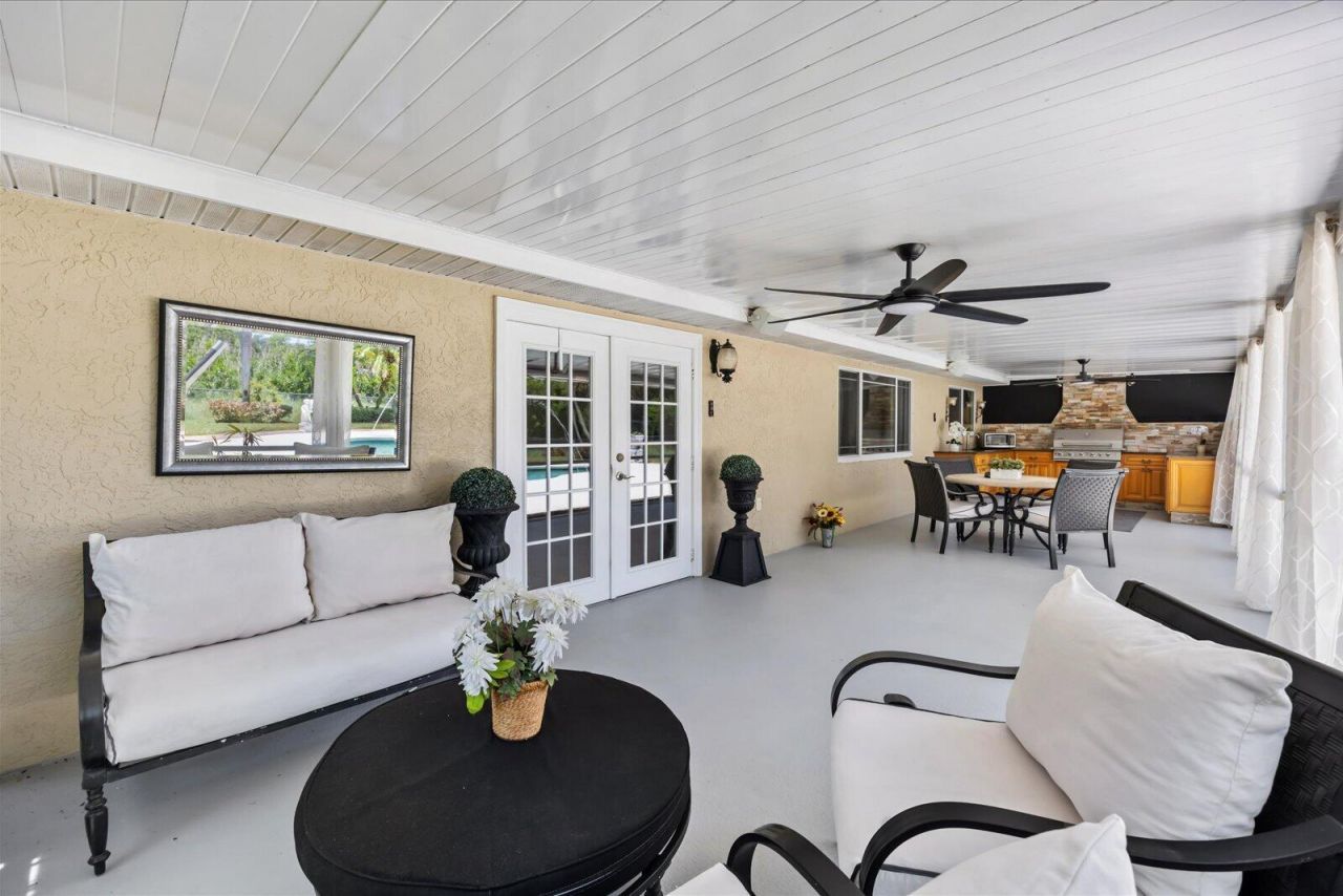 1819 SE Elrose Street, Port Saint Lucie, FL 34952 Photo