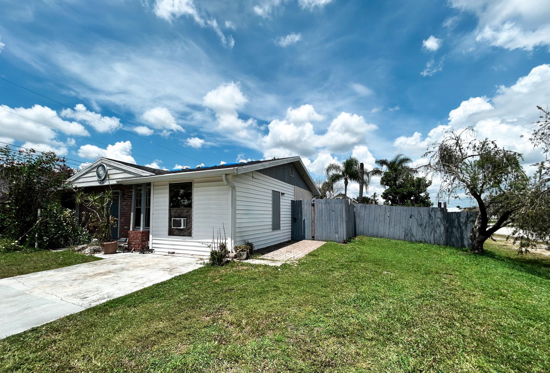 201 NW Floresta Drive, Port Saint Lucie, FL 34983 Photo