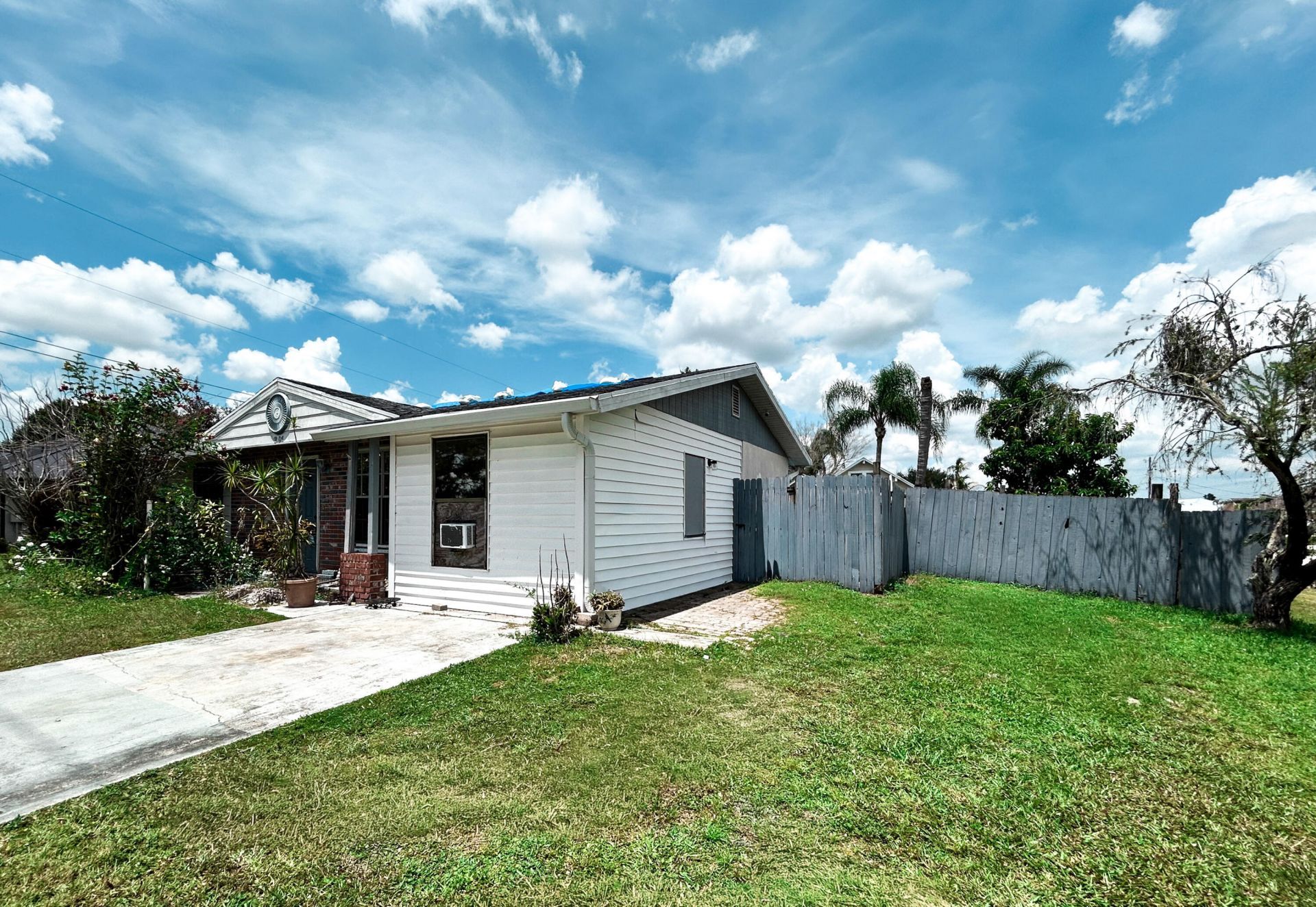 201 NW Floresta Drive, Port Saint Lucie, FL 34983 Photo