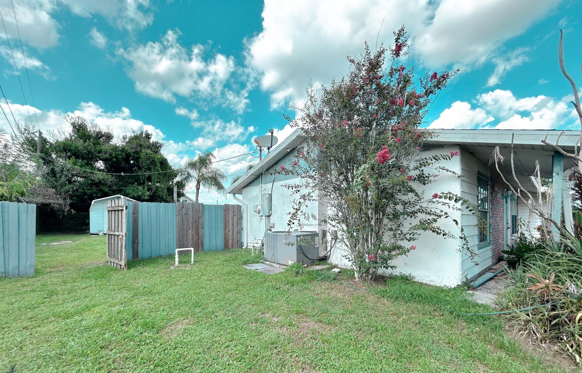 201 NW Floresta Drive, Port Saint Lucie, FL 34983 Photo